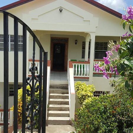 Delightful 4Bed Modern Villa With Wifi グロス・アイレット エクステリア 写真