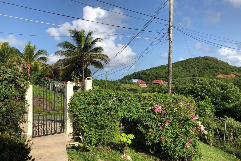 Delightful 4Bed Modern Villa With Wifi グロス・アイレット エクステリア 写真