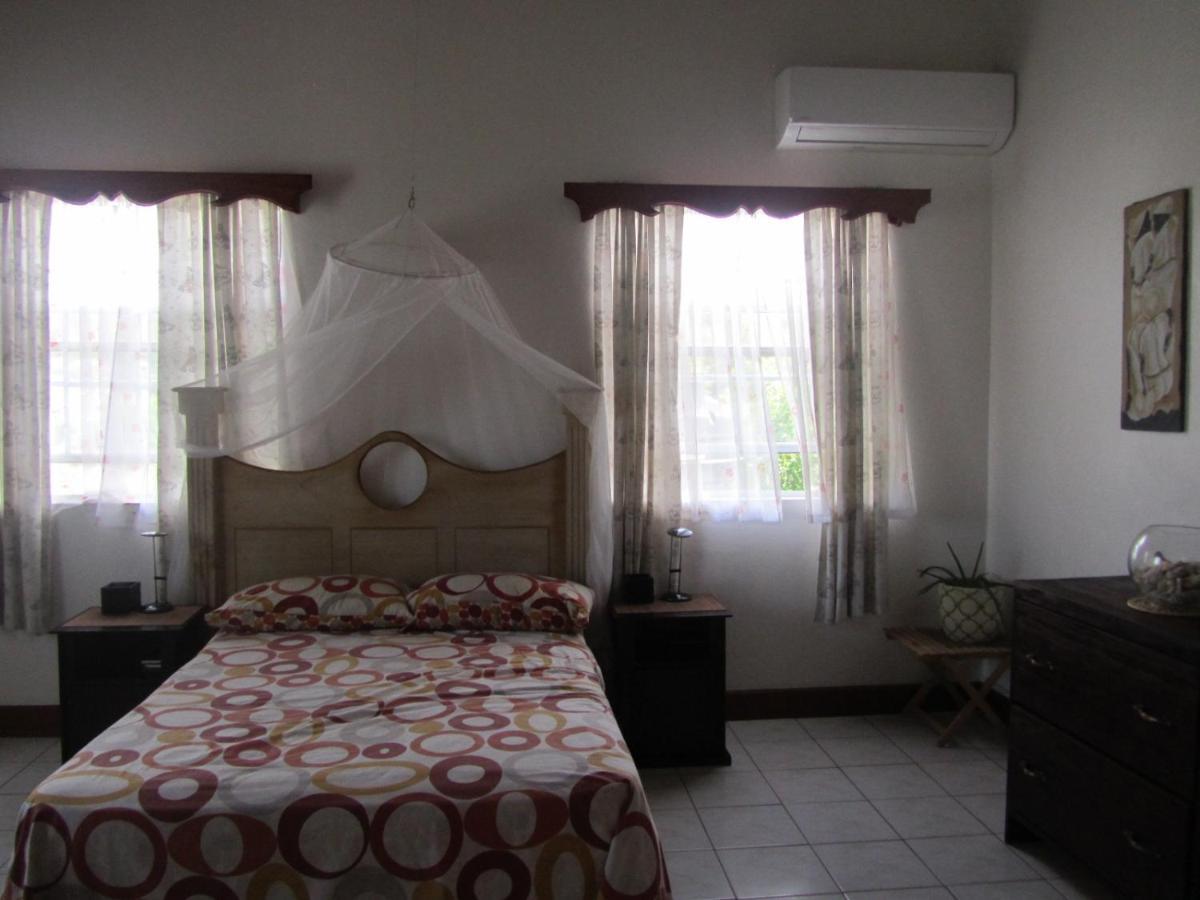 Delightful 4Bed Modern Villa With Wifi グロス・アイレット エクステリア 写真